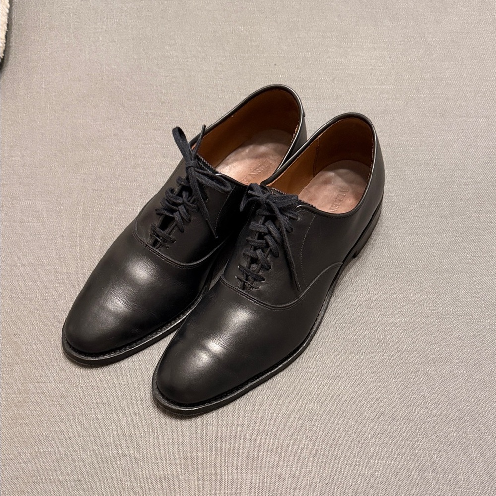Allen Edmond  Black Leather Men's Dress Shoes size 9